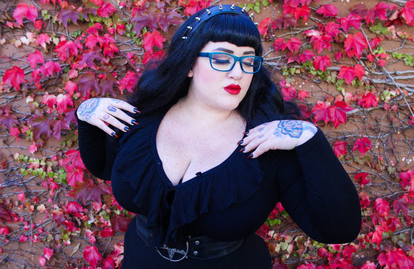 The Love Potion Cardigan in Noir